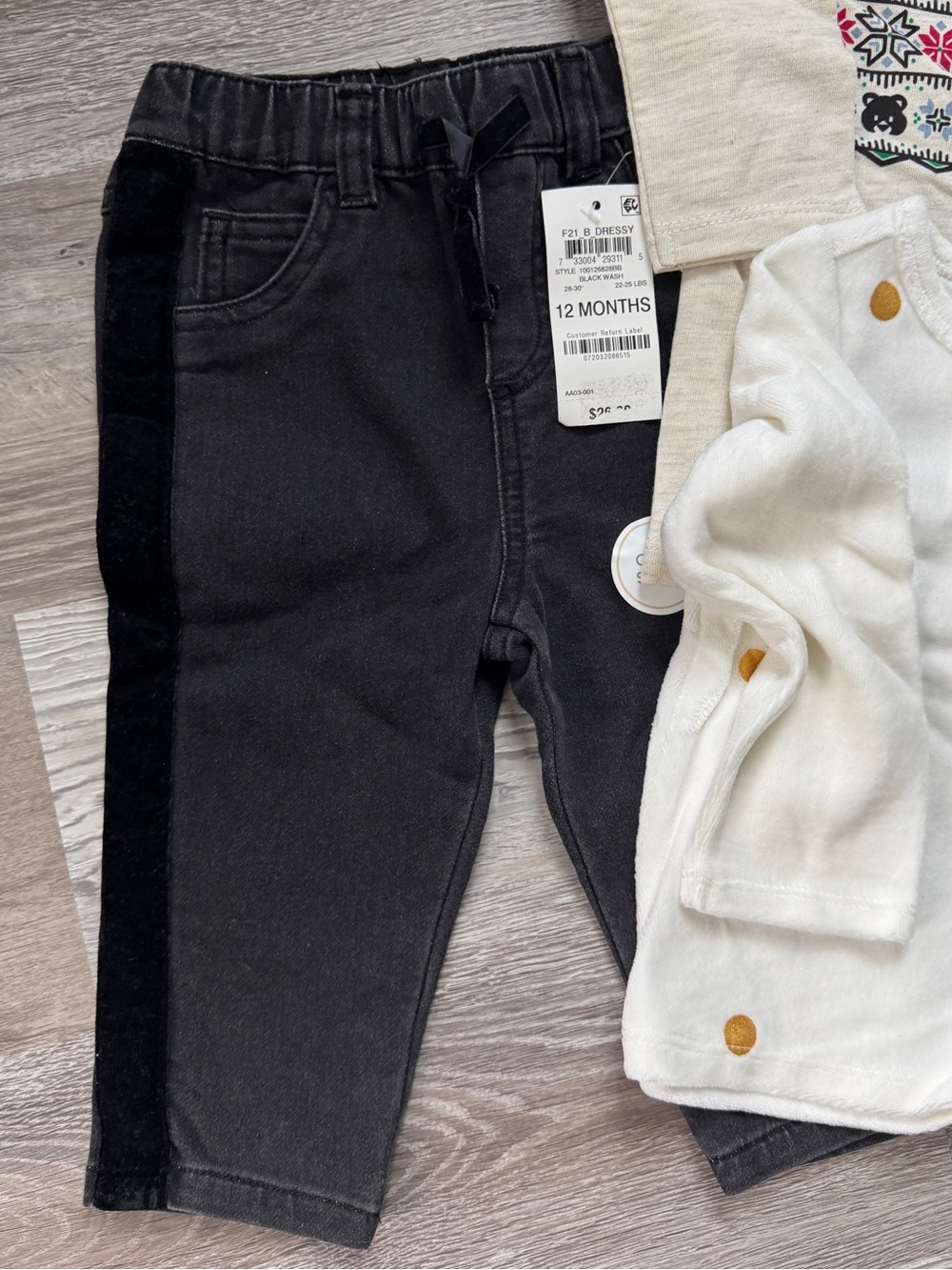 NWT Baby girls Winter bundle set size 12mo - Picture 2 of 3